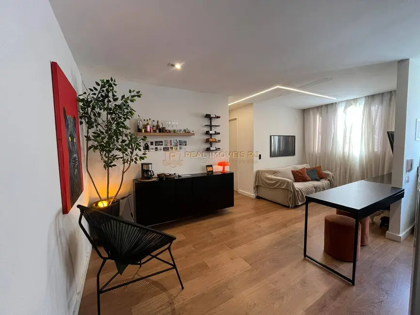 Apartamento com 2 quartos à venda, 50m2 em Vargem Grande, Rio De Janeiro - RJ - imagem 1 Foto 1 de Apartamento com 2 quartos à venda, 50m2 em Vargem Grande, Rio De Janeiro - RJ