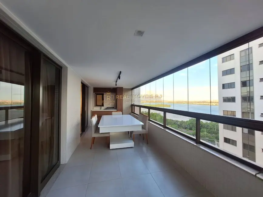 Apartamento com 4 quartos à venda, 137m2 em Rio De Janeiro - RJ - imagem 5 Foto 5 de Apartamento com 4 quartos à venda, 137m2 em Rio De Janeiro - RJ