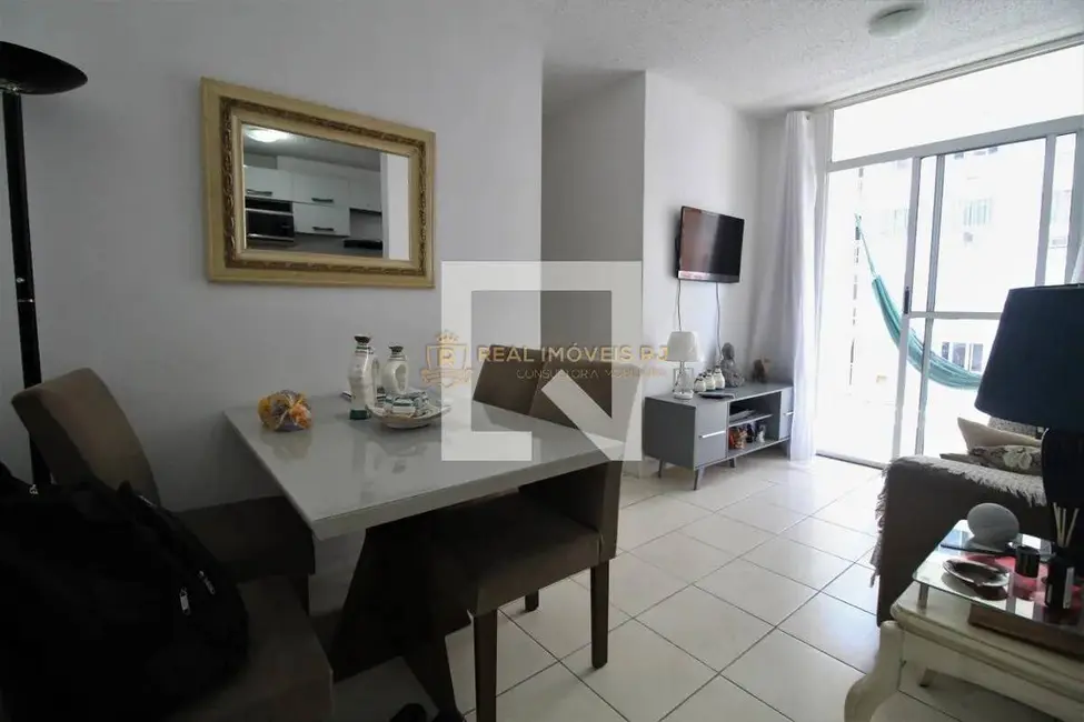 Apartamento com 2 quartos para alugar, 50m2 em Anil, Rio De Janeiro - RJ - imagem 3 Foto 3 de Apartamento com 2 quartos para alugar, 50m2 em Anil, Rio De Janeiro - RJ
