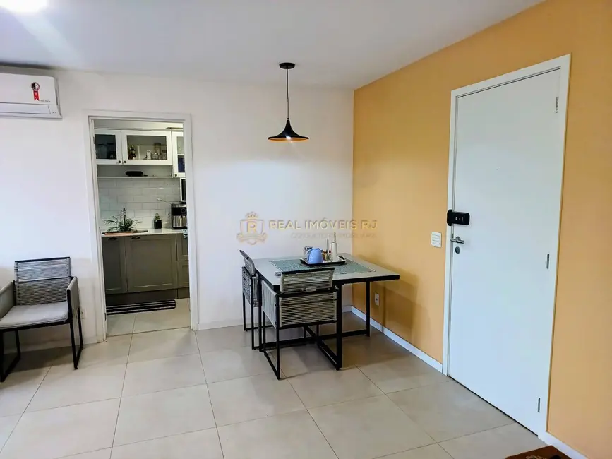 Foto 1 de Apartamento com 1 quarto à venda, 66m2 em Rio De Janeiro - RJ