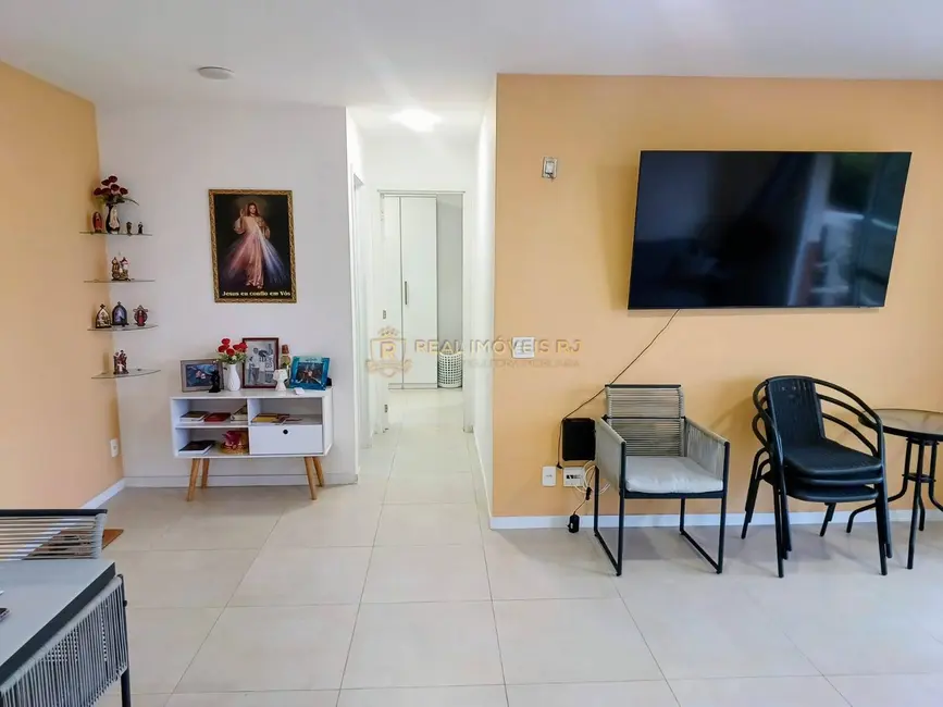 Foto 2 de Apartamento com 1 quarto à venda, 66m2 em Rio De Janeiro - RJ
