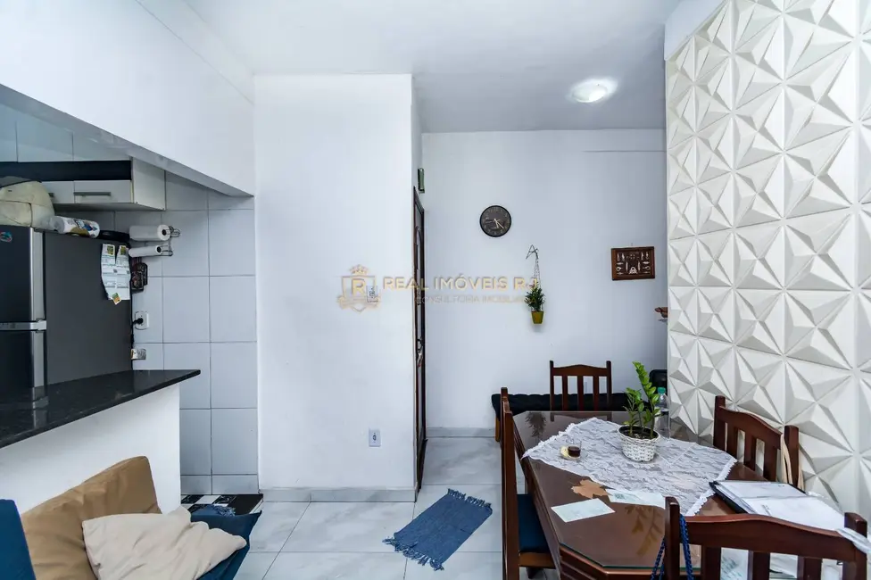 Casa com 2 quartos à venda, 110m2 em Irajá, Rio De Janeiro - RJ - imagem 6 Foto 6 de Casa com 2 quartos à venda, 110m2 em Irajá, Rio De Janeiro - RJ
