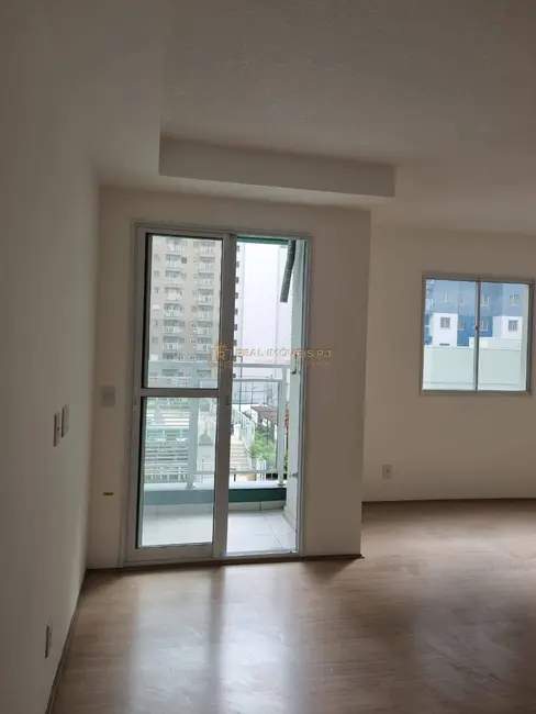 Apartamento com 1 quarto à venda, 32m2 em Santo Cristo, Rio De Janeiro - RJ - imagem 4 Foto 4 de Apartamento com 1 quarto à venda, 32m2 em Santo Cristo, Rio De Janeiro - RJ