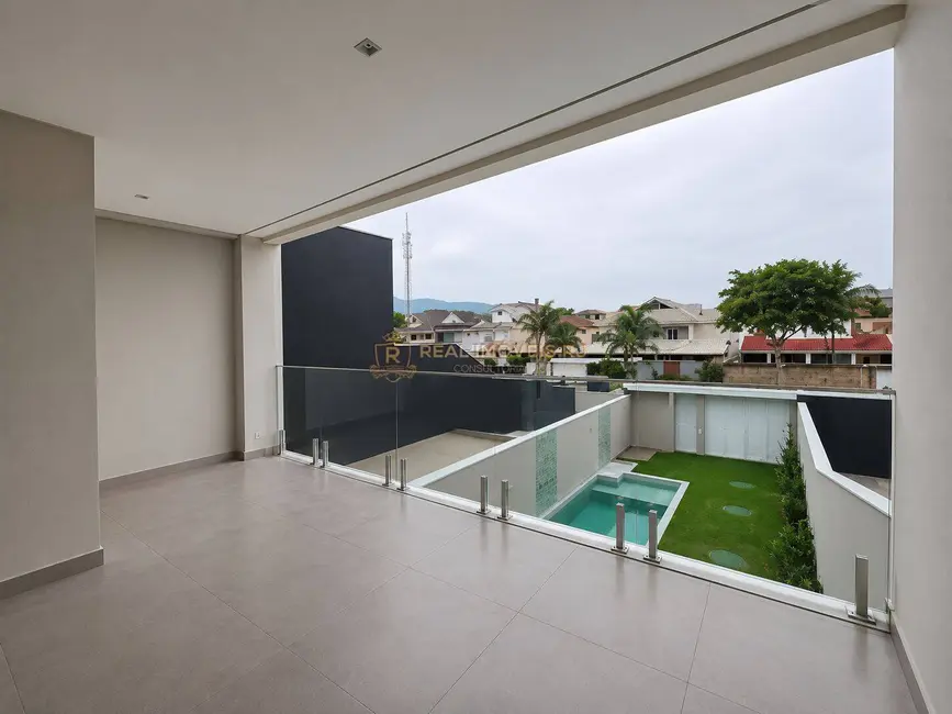 Foto 11 de Casa com 4 quartos à venda, 260m2 em Barra da Tijuca, Rio De Janeiro - RJ