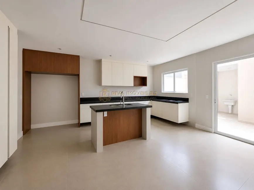 Foto 15 de Casa com 4 quartos à venda, 260m2 em Barra da Tijuca, Rio De Janeiro - RJ