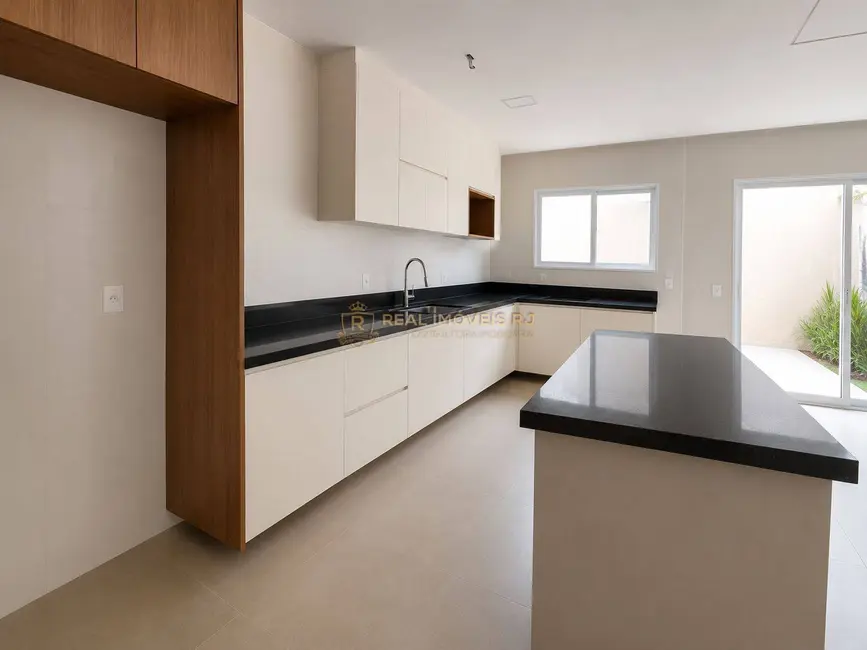 Foto 14 de Casa com 4 quartos à venda, 260m2 em Barra da Tijuca, Rio De Janeiro - RJ