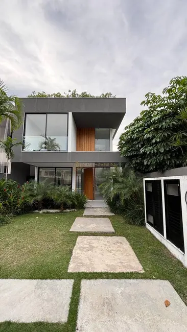 Casa com 4 quartos à venda, 300m2 em Barra da Tijuca, Rio De Janeiro - RJ - imagem 3 Foto 3 de Casa com 4 quartos à venda, 300m2 em Barra da Tijuca, Rio De Janeiro - RJ