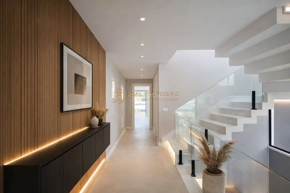 Casa com 4 quartos à venda, 360m2 em Barra da Tijuca, Rio De Janeiro - RJ - imagem 6 Foto 6 de Casa com 4 quartos à venda, 360m2 em Barra da Tijuca, Rio De Janeiro - RJ