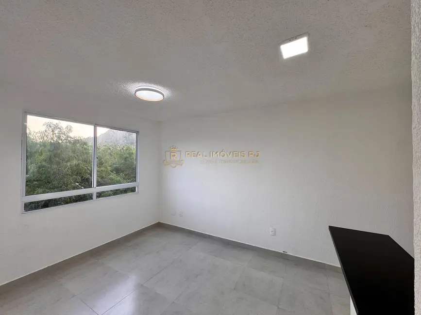 Apartamento com 2 quartos à venda, 45m2 em Vargem Pequena, Rio De Janeiro - RJ - imagem 2 Foto 2 de Apartamento com 2 quartos à venda, 45m2 em Vargem Pequena, Rio De Janeiro - RJ