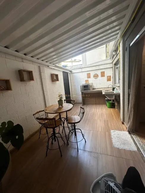 Apartamento com 2 quartos à venda, 61m2 em Jacarepaguá, Rio De Janeiro - RJ - imagem 1 Foto 1 de Apartamento com 2 quartos à venda, 61m2 em Jacarepaguá, Rio De Janeiro - RJ
