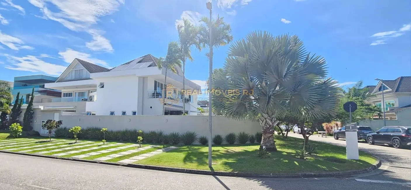Casa com 4 quartos à venda, 485m2 em Recreio dos Bandeirantes, Rio De Janeiro - RJ - imagem 3 Foto 3 de Casa com 4 quartos à venda, 485m2 em Recreio dos Bandeirantes, Rio De Janeiro - RJ