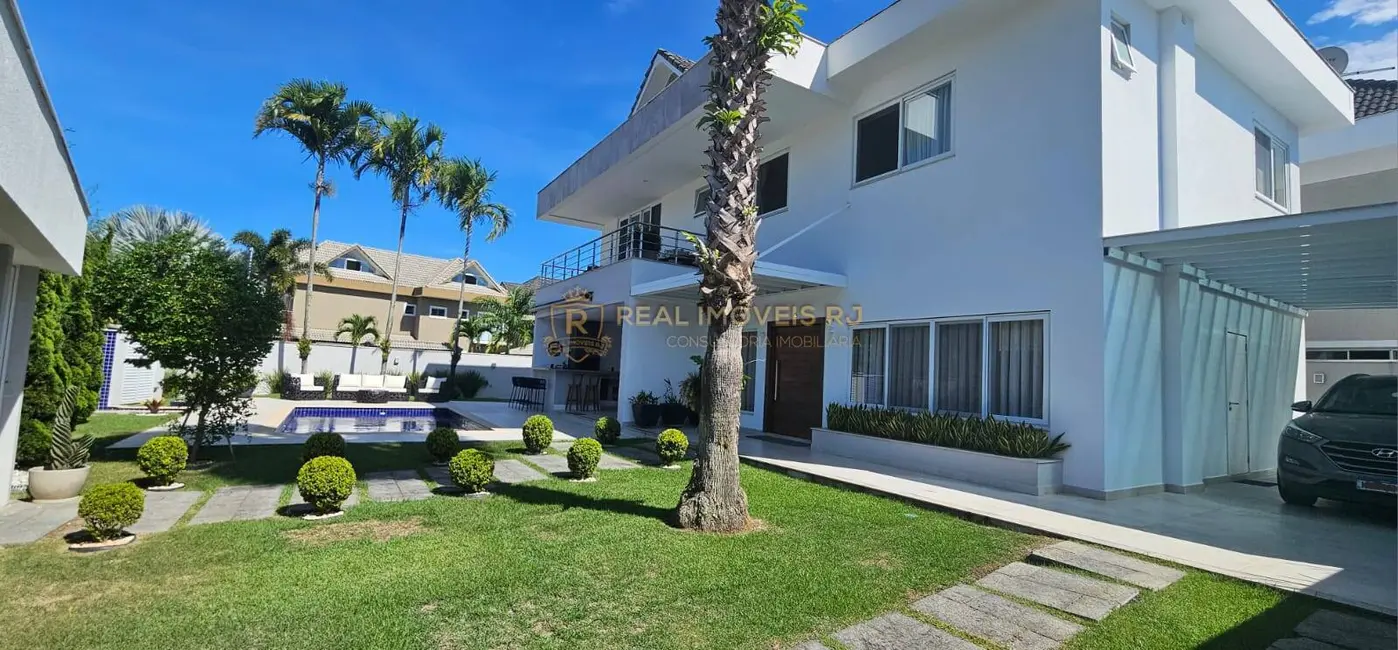 Casa com 4 quartos à venda, 485m2 em Recreio dos Bandeirantes, Rio De Janeiro - RJ - imagem 2 Foto 2 de Casa com 4 quartos à venda, 485m2 em Recreio dos Bandeirantes, Rio De Janeiro - RJ