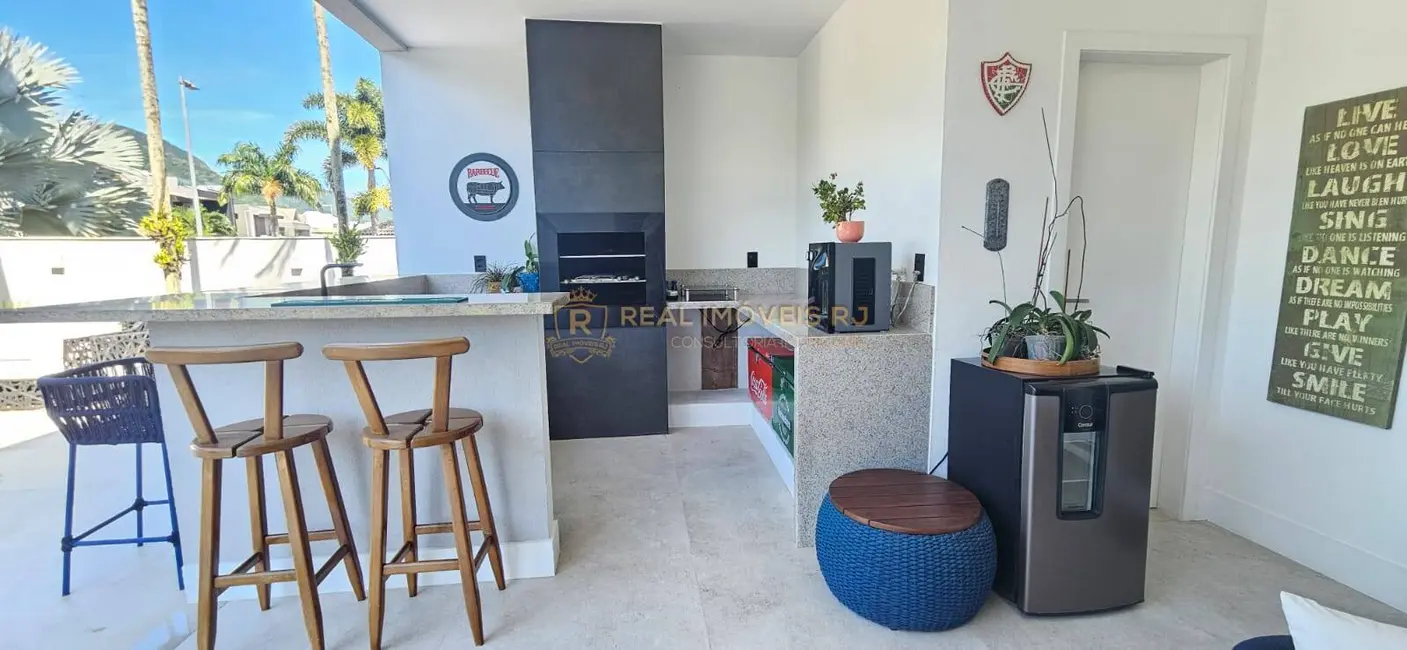 Casa com 4 quartos à venda, 485m2 em Recreio dos Bandeirantes, Rio De Janeiro - RJ - imagem 9 Foto 9 de Casa com 4 quartos à venda, 485m2 em Recreio dos Bandeirantes, Rio De Janeiro - RJ