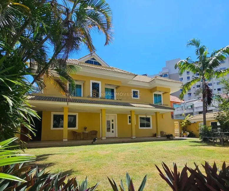 Casa com 4 quartos à venda, 600m2 em Rio De Janeiro - RJ - imagem 1 Foto 1 de Casa com 4 quartos à venda, 600m2 em Rio De Janeiro - RJ