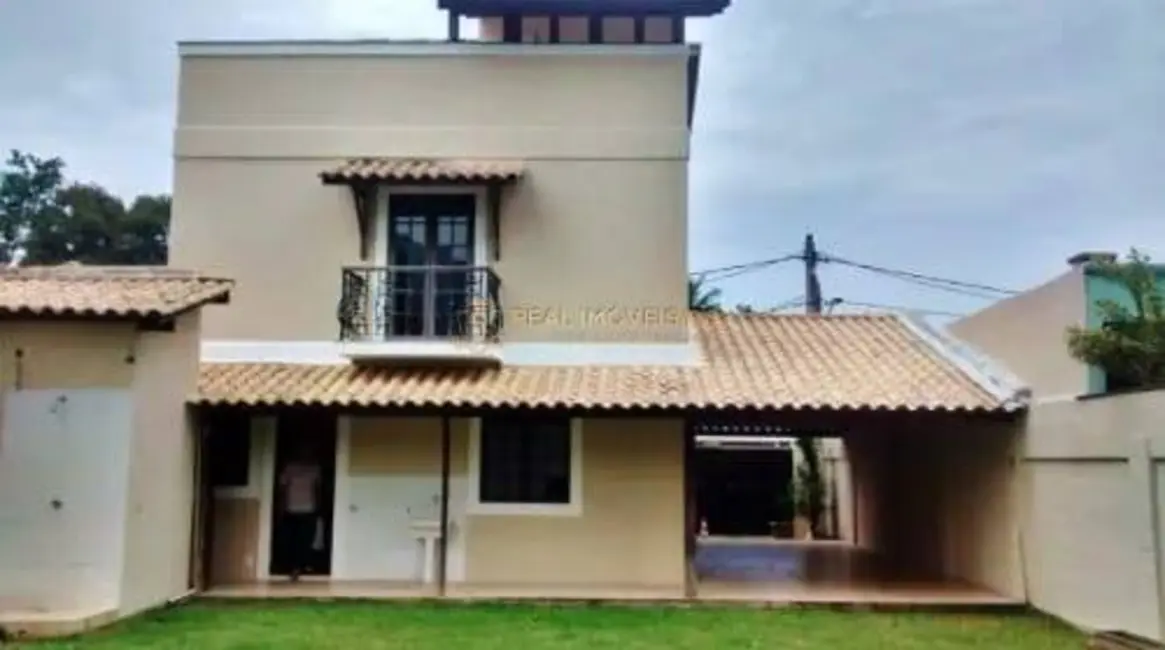 Casa com 3 quartos à venda, 360m2 em Vargem Grande, Rio De Janeiro - RJ - imagem 3 Foto 3 de Casa com 3 quartos à venda, 360m2 em Vargem Grande, Rio De Janeiro - RJ