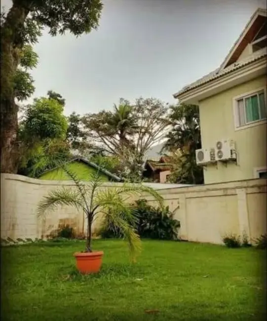 Casa com 3 quartos à venda, 360m2 em Vargem Grande, Rio De Janeiro - RJ - imagem 2 Foto 2 de Casa com 3 quartos à venda, 360m2 em Vargem Grande, Rio De Janeiro - RJ