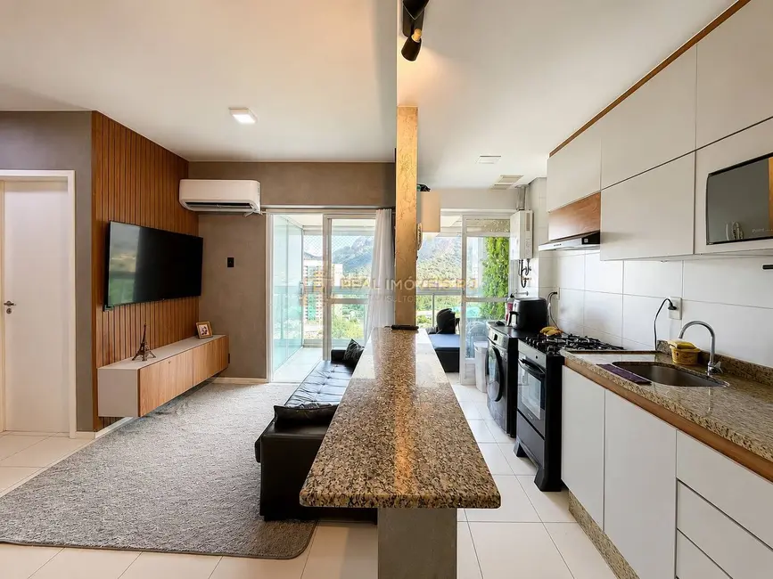 Apartamento com 2 quartos à venda, 74m2 em Jacarepaguá, Rio De Janeiro - RJ - imagem 2 Foto 2 de Apartamento com 2 quartos à venda, 74m2 em Jacarepaguá, Rio De Janeiro - RJ