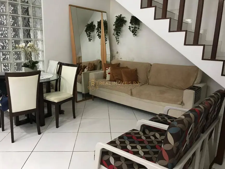 Casa com 2 quartos para alugar, 160m2 em Tanque, Rio De Janeiro - RJ - imagem 6 Foto 6 de Casa com 2 quartos para alugar, 160m2 em Tanque, Rio De Janeiro - RJ
