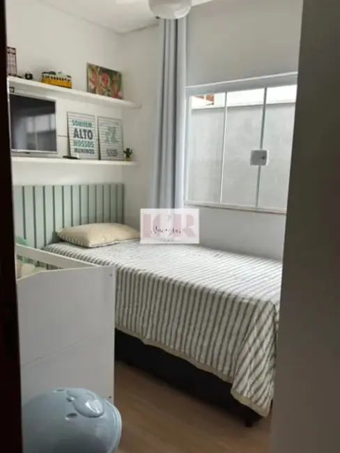 Casa com 2 quartos à venda, 125m2 em Jardim Portal do Itavuvu, Sorocaba - SP - imagem 5 Foto 5 de Casa com 2 quartos à venda, 125m2 em Jardim Portal do Itavuvu, Sorocaba - SP