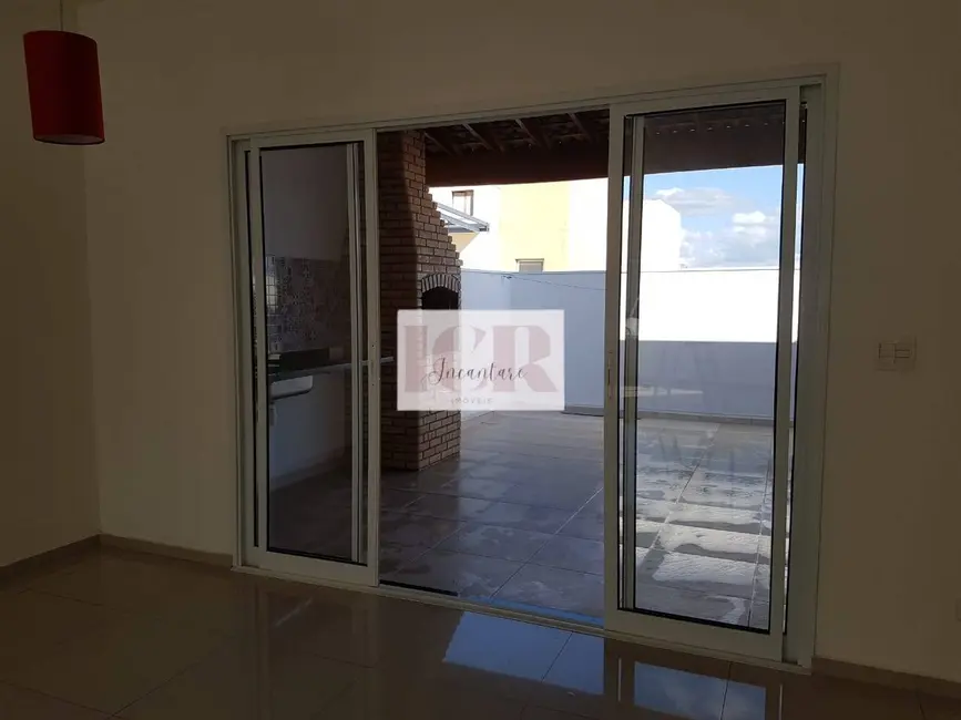 Casa de Condomínio com 3 quartos à venda, 157m2 em Horto Florestal, Sorocaba - SP - imagem 4 Foto 4 de Casa de Condomínio com 3 quartos à venda, 157m2 em Horto Florestal, Sorocaba - SP