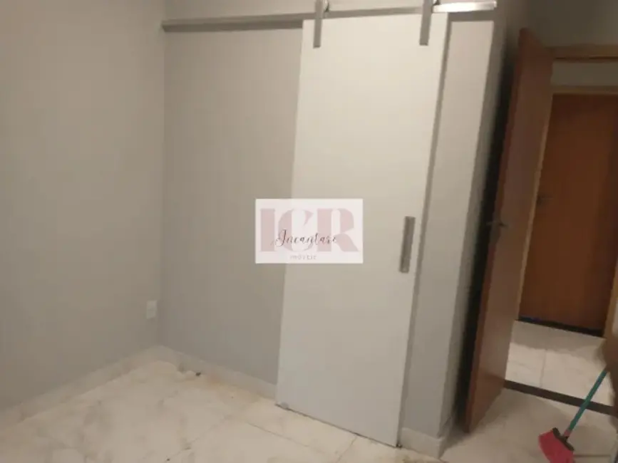 Casa com 2 quartos à venda, 155m2 em Parque São Bento, Sorocaba - SP - imagem 5 Foto 5 de Casa com 2 quartos à venda, 155m2 em Parque São Bento, Sorocaba - SP