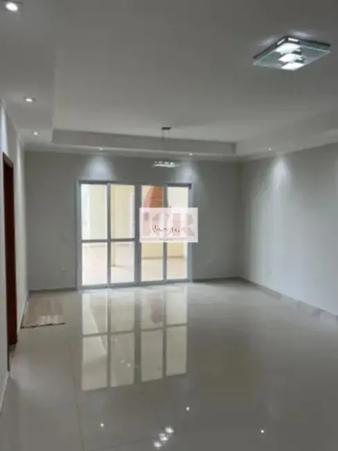 Foto 3 de Casa de Condomínio com 3 quartos à venda, 250m2 em Aracoiaba Da Serra - SP