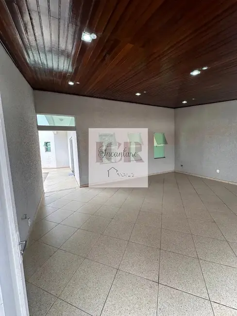 Foto 2 de Sobrado com 3 quartos à venda, 282m2 em Jardim Santa Esmeralda, Sorocaba - SP