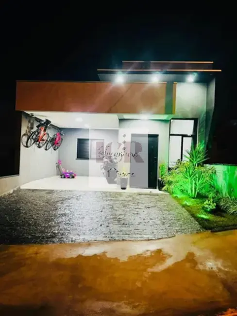 Casa de Condomínio com 3 quartos à venda, 250m2 em Caguassu, Sorocaba - SP - imagem 3 Foto 3 de Casa de Condomínio com 3 quartos à venda, 250m2 em Caguassu, Sorocaba - SP