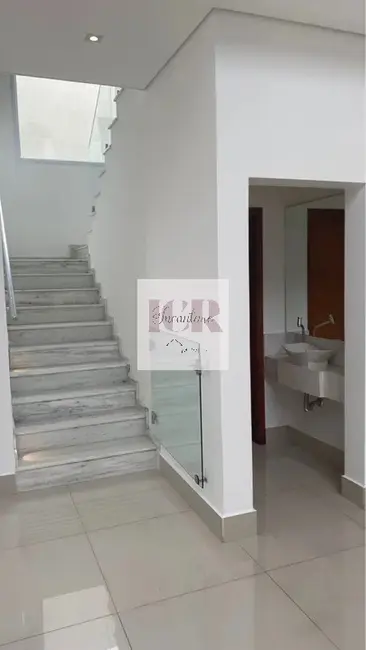 Casa de Condomínio com 4 quartos à venda, 250m2 em Jardim Residencial Chácara Ondina, Sorocaba - SP - imagem 7 Foto 7 de Casa de Condomínio com 4 quartos à venda, 250m2 em Jardim Residencial Chácara Ondina, Sorocaba - SP