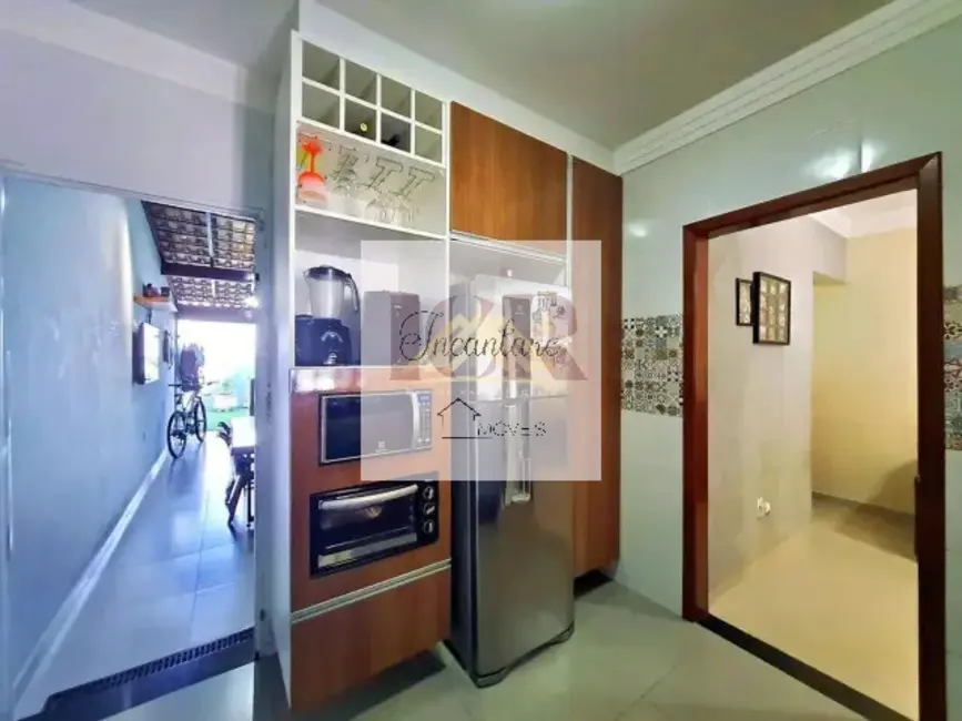 Casa com 2 quartos à venda, 126m2 em Jardim Califórnia, Sorocaba - SP - imagem 3 Foto 3 de Casa com 2 quartos à venda, 126m2 em Jardim Califórnia, Sorocaba - SP