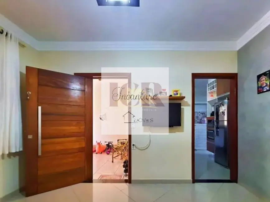 Casa com 2 quartos à venda, 126m2 em Jardim Califórnia, Sorocaba - SP - imagem 4 Foto 4 de Casa com 2 quartos à venda, 126m2 em Jardim Califórnia, Sorocaba - SP