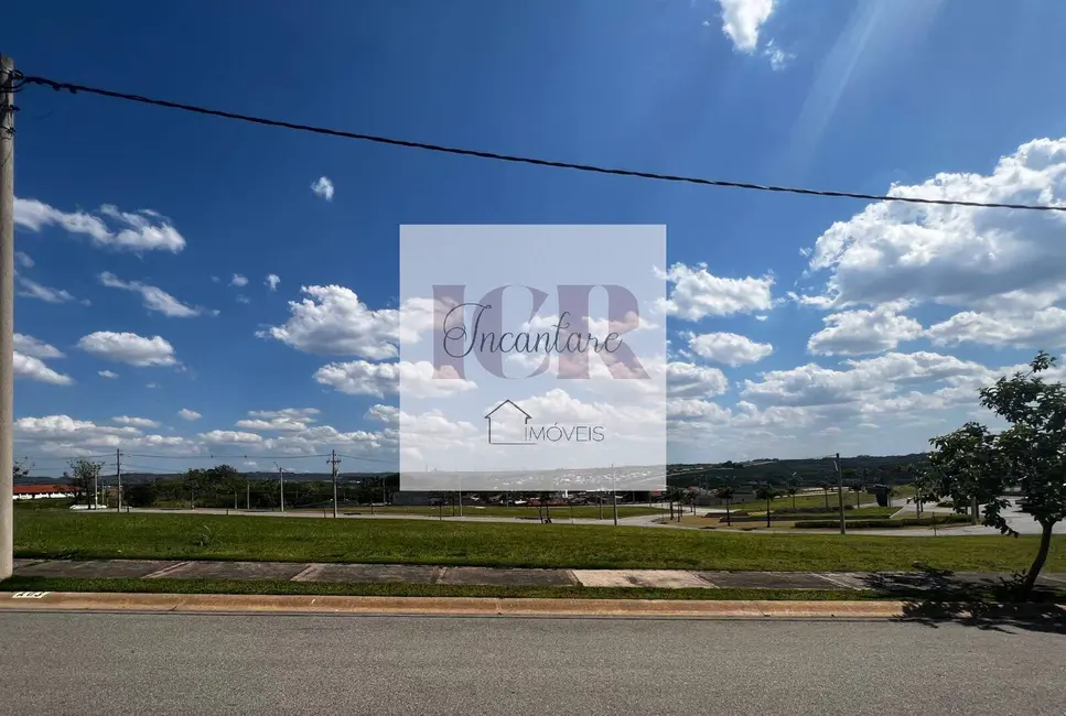 Foto 1 de Terreno / Lote à venda, 450m2 em Votorantim - SP