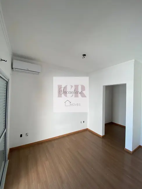 Foto 3 de Casa de Condomínio com 3 quartos à venda, 300m2 em Residencial Villa do Bosque, Sorocaba - SP