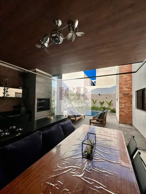 Foto 9 de Casa de Condomínio com 3 quartos à venda, 250m2 em Votorantim - SP