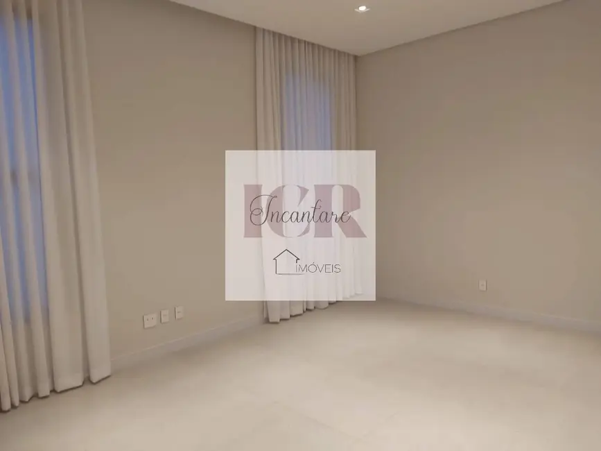 Casa de Condomínio com 3 quartos à venda, 300m2 em Jardim Residencial Chácara Ondina, Sorocaba - SP - imagem 7 Foto 7 de Casa de Condomínio com 3 quartos à venda, 300m2 em Jardim Residencial Chácara Ondina, Sorocaba - SP