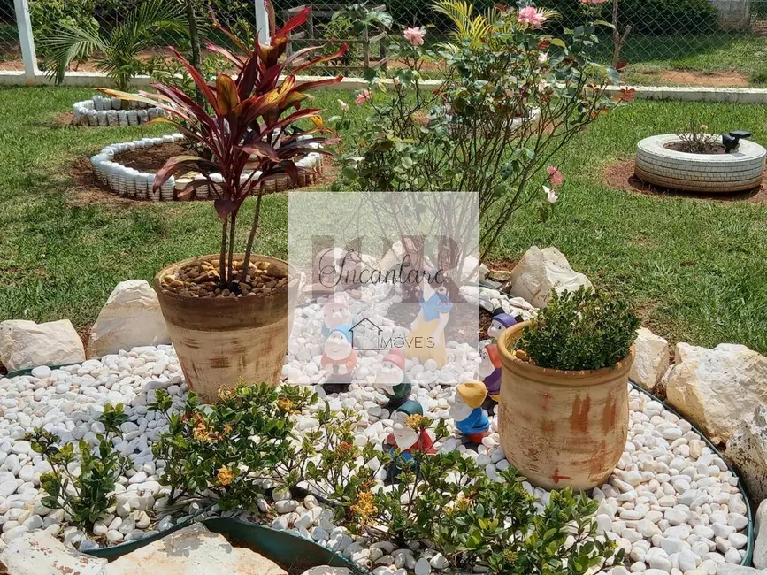 Foto 4 de Chácara com 4 quartos à venda, 1000m2 em Aracoiaba Da Serra - SP