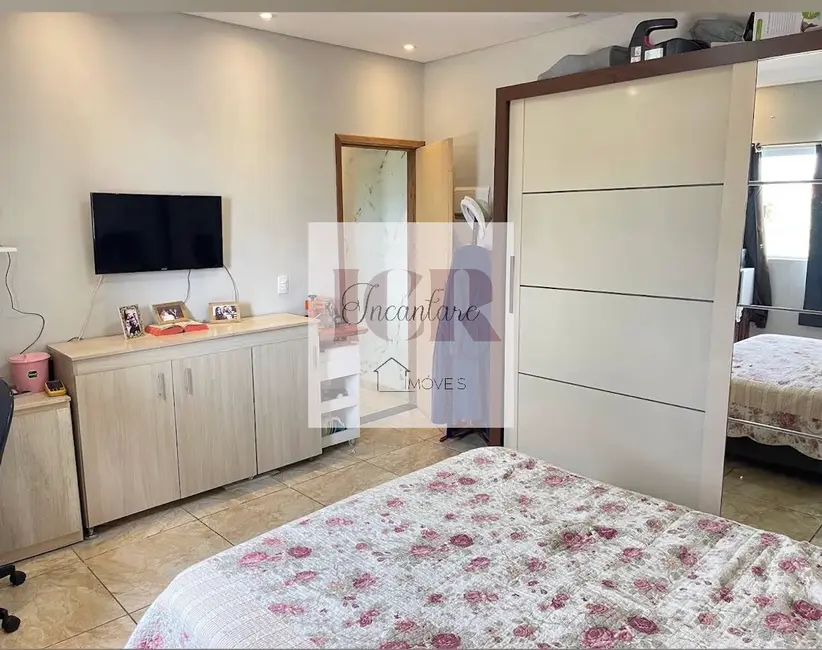 Casa com 3 quartos à venda, 150m2 em Parque São Bento, Sorocaba - SP - imagem 4 Foto 4 de Casa com 3 quartos à venda, 150m2 em Parque São Bento, Sorocaba - SP