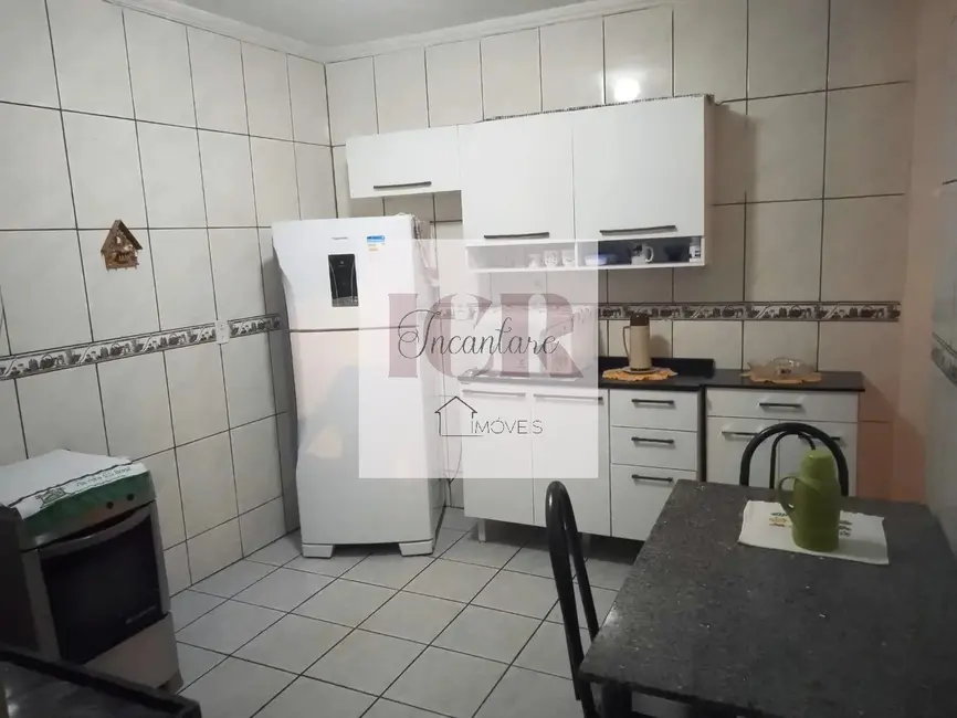 Foto 4 de Sobrado com 3 quartos à venda, 150m2 em Jardim Maria Lúcia, Votorantim - SP