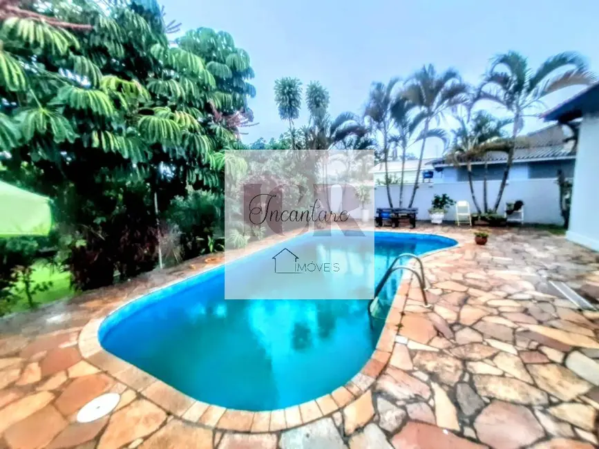 Foto 3 de Casa com 3 quartos à venda, 900m2 em Aracoiaba Da Serra - SP