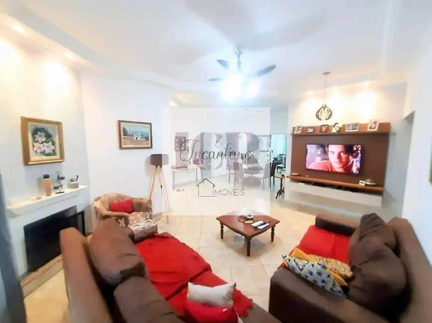 Foto 8 de Casa com 3 quartos à venda, 900m2 em Aracoiaba Da Serra - SP