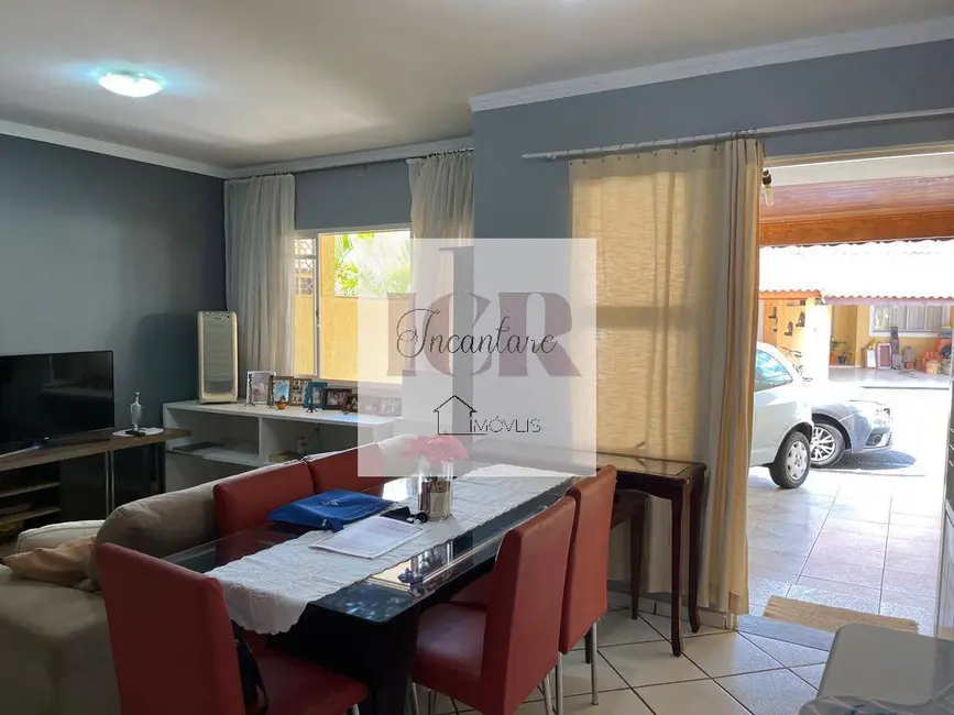 Casa com 3 quartos à venda em Jardim São Conrado, Sorocaba - SP - imagem 4 Foto 4 de Casa com 3 quartos à venda em Jardim São Conrado, Sorocaba - SP