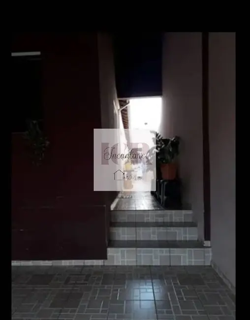 Casa com 2 quartos à venda, 103m2 em Jardim Jatobá, Sorocaba - SP - imagem 4 Foto 4 de Casa com 2 quartos à venda, 103m2 em Jardim Jatobá, Sorocaba - SP