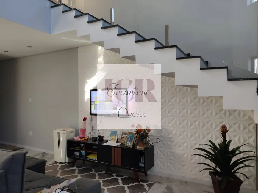 Casa de Condomínio com 4 quartos à venda, 200m2 em Jardim Reserva Ipanema, Sorocaba - SP - imagem 5 Foto 5 de Casa de Condomínio com 4 quartos à venda, 200m2 em Jardim Reserva Ipanema, Sorocaba - SP