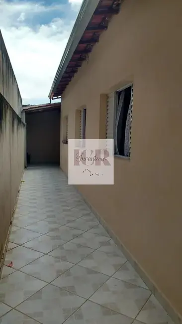 Casa com 3 quartos à venda, 150m2 em Jardim Sarkis Abibe, Votorantim - SP - imagem 8 Foto 8 de Casa com 3 quartos à venda, 150m2 em Jardim Sarkis Abibe, Votorantim - SP