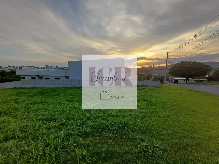 Foto 1 de Terreno / Lote à venda, 1000m2 em Aracoiaba Da Serra - SP