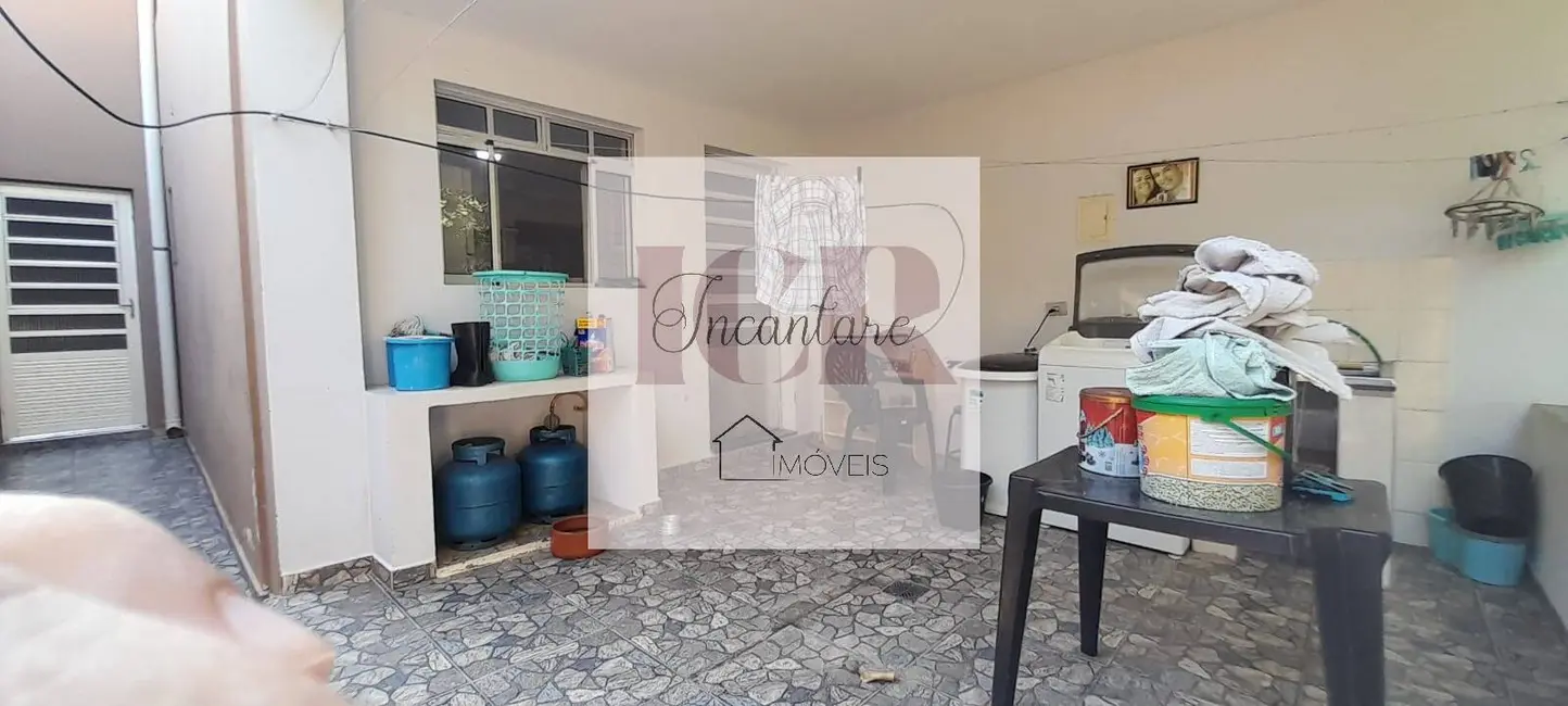 Casa com 2 quartos à venda em Vila Augusta, Sorocaba - SP - imagem 3 Foto 3 de Casa com 2 quartos à venda em Vila Augusta, Sorocaba - SP