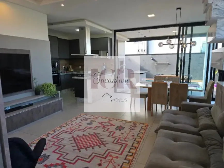 Casa de Condomínio com 3 quartos à venda, 180m2 em Horto Florestal, Sorocaba - SP - imagem 3 Foto 3 de Casa de Condomínio com 3 quartos à venda, 180m2 em Horto Florestal, Sorocaba - SP