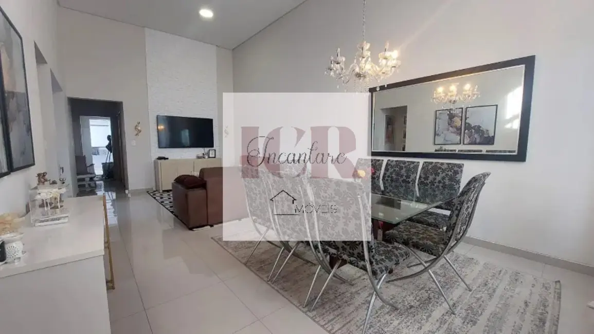 Casa de Condomínio com 3 quartos à venda, 200m2 em Horto Florestal, Sorocaba - SP - imagem 2 Foto 2 de Casa de Condomínio com 3 quartos à venda, 200m2 em Horto Florestal, Sorocaba - SP