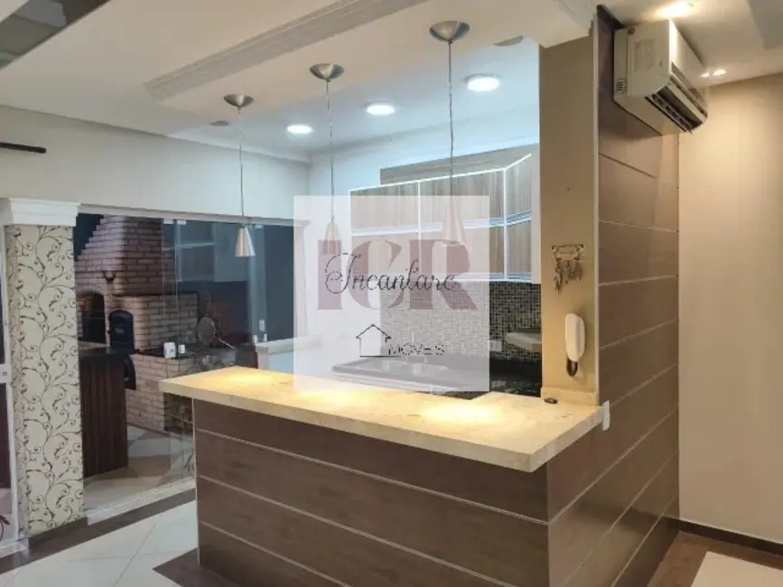 Foto 3 de Sobrado com 3 quartos à venda, 180m2 em Jardim São Judas Tadeu, Sorocaba - SP