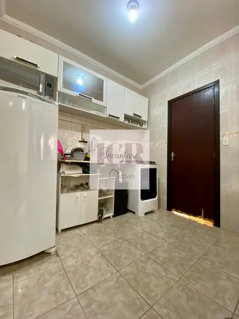 Casa com 3 quartos à venda, 63m2 em Jardim Santa Cecília, Sorocaba - SP - imagem 3 Foto 3 de Casa com 3 quartos à venda, 63m2 em Jardim Santa Cecília, Sorocaba - SP